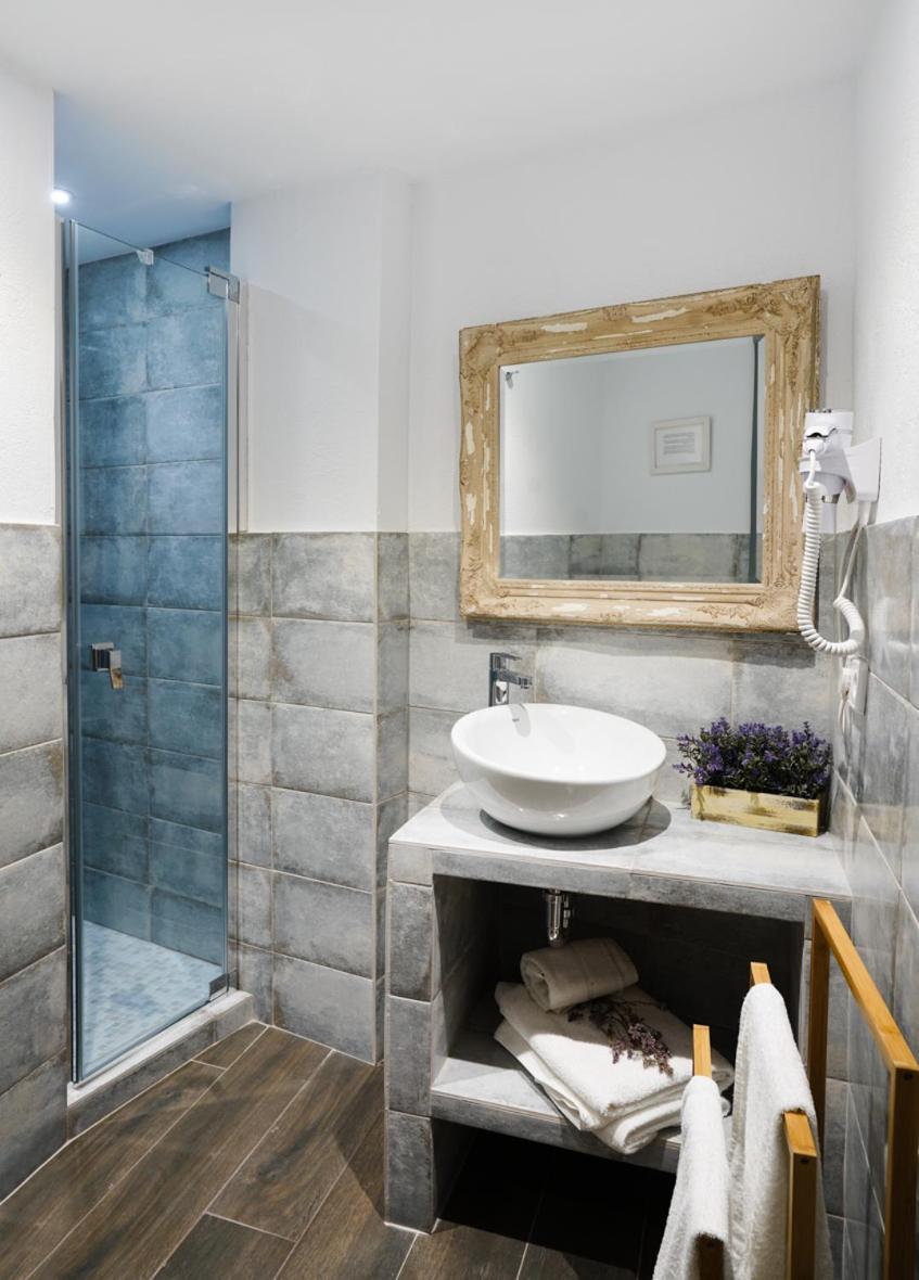 Hostal Sa Malica Blanes Buitenkant foto