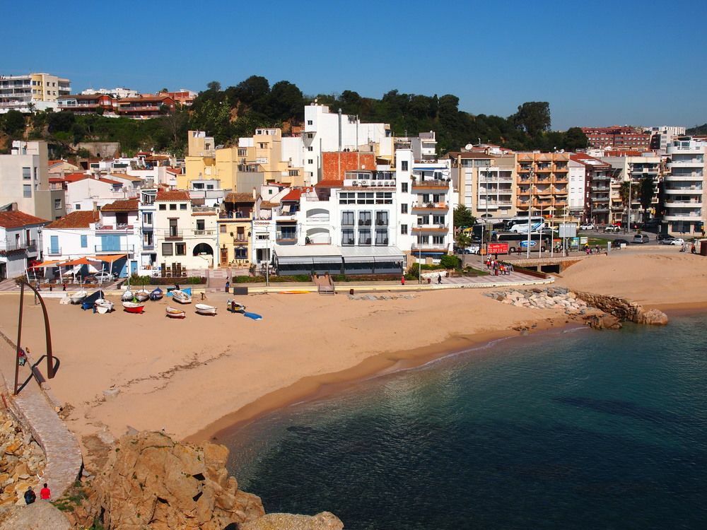 Hostal Sa Malica Blanes Buitenkant foto
